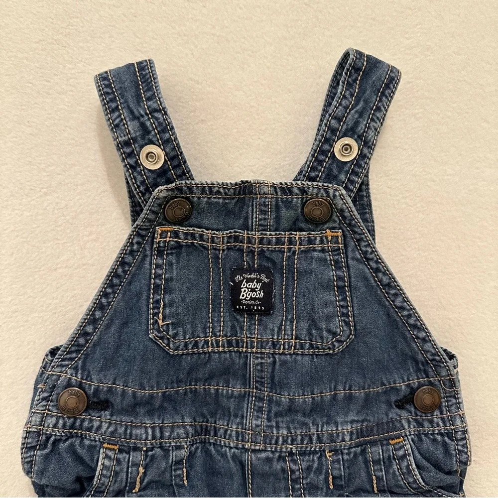 Oshkosh Denim Overalls Lined Adjustable Snap Straps Medium Wash Baby Size 3M